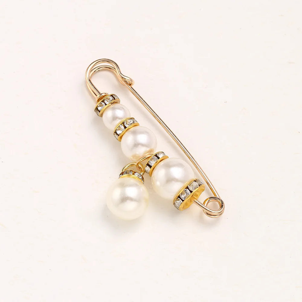 Women New Cute Imitation Pearl Rhinestone Brooch Anti-lighting Skirt Waist Pin Fashion Jewelry Accessories Gifts - 5.8CM 2205