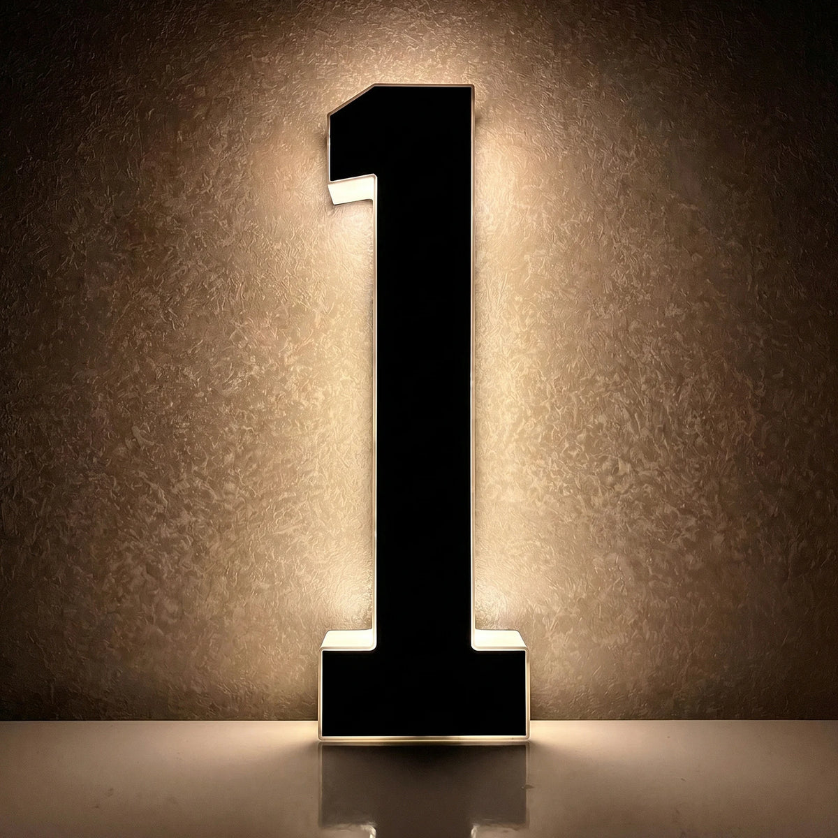 Light Up Address Numbers Dusk To Dawn LED Illuminated Modern Address Sign for Outside House Light Up Courtyard Hotel Bar - Nu