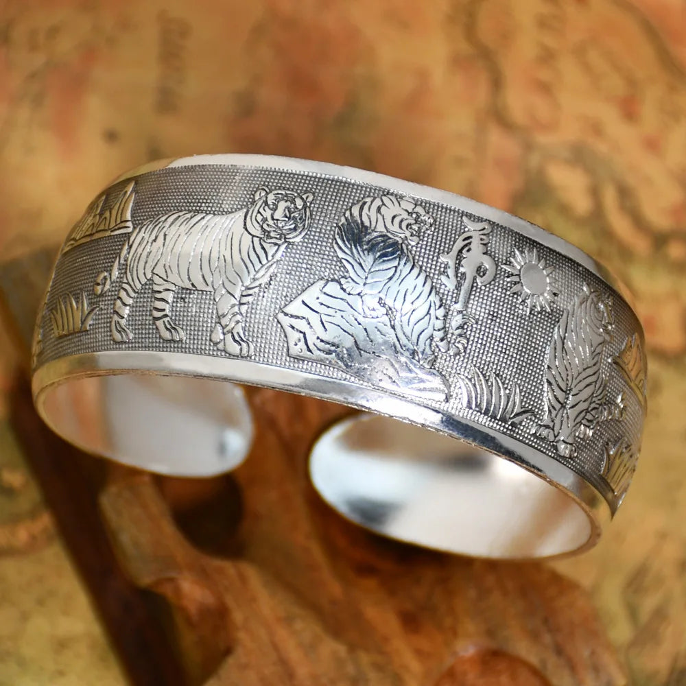 Meetvii New Retro Cuff Bracelets Tibetan Silver Metal Carving Sea Turtle Lotus Elephant Flower Bangles Vintage Gypsy Jewelry 