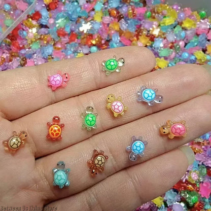 100Pcs Mini Resin Turtles Night Glow Turtle Figurines Multi-Function Glow in The Night Turtle Miniatures for Micro Landscapin