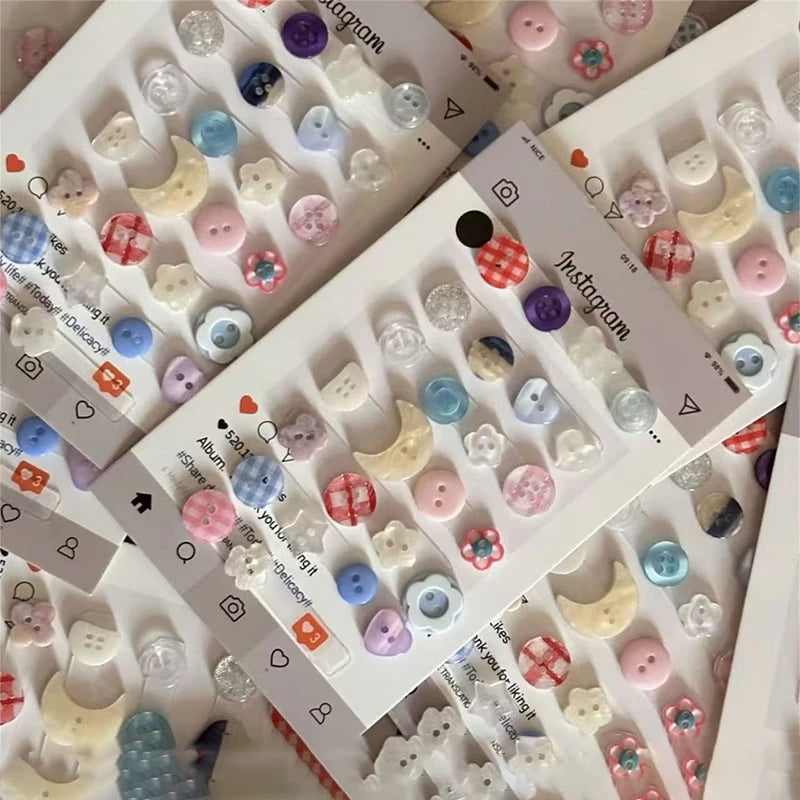 40PCS Cream Color Button Blind Box Mixed Style-Ins Wind Decor for Hand AccountDIY Doll Clothes Accessories Beaded Jewelry Mak