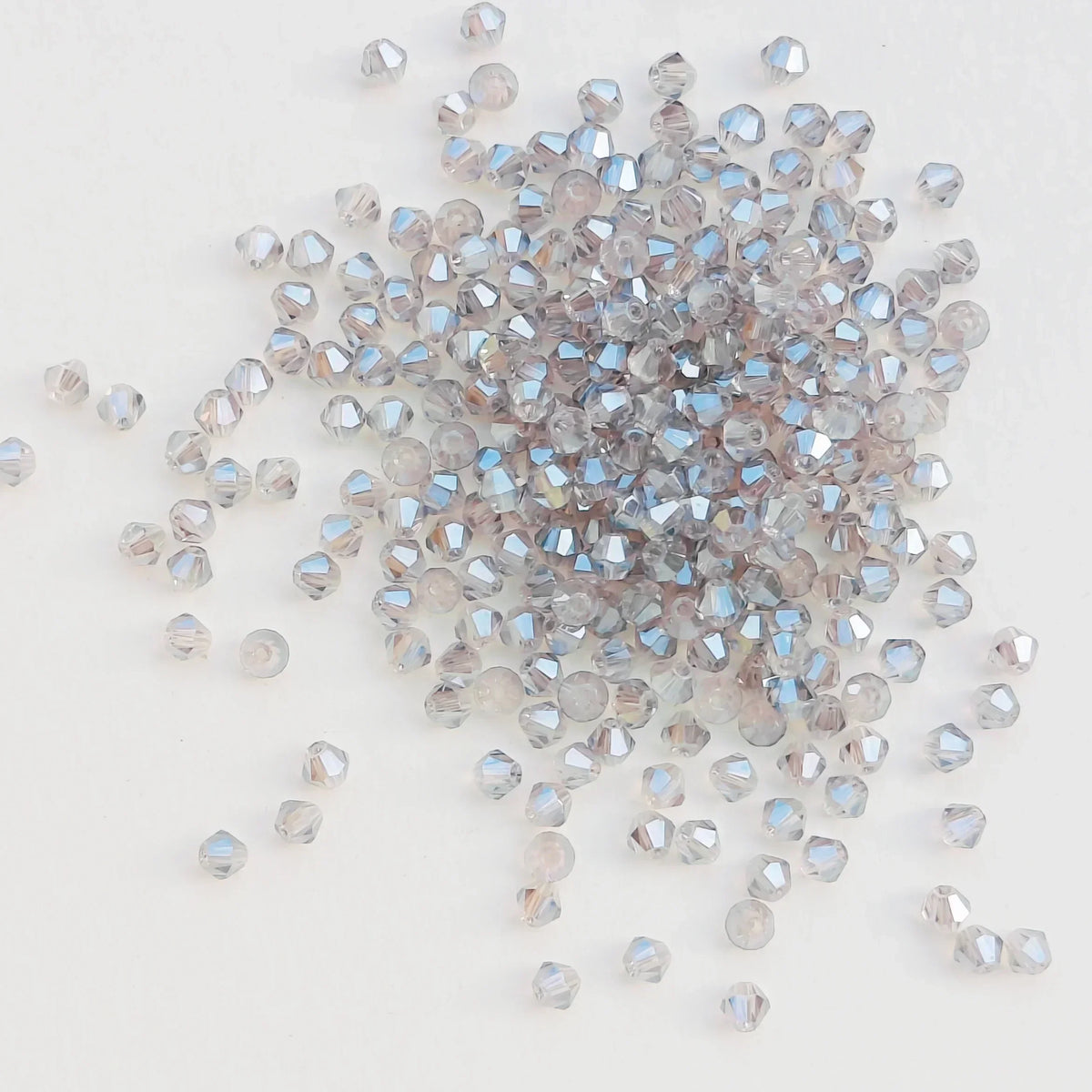 100PCS 4MM Shiny Faceted Austria Crystal Beads Bicone Beads Loose Spacer Beads for Jewelry Making DIY Bracelet Necklace Penda