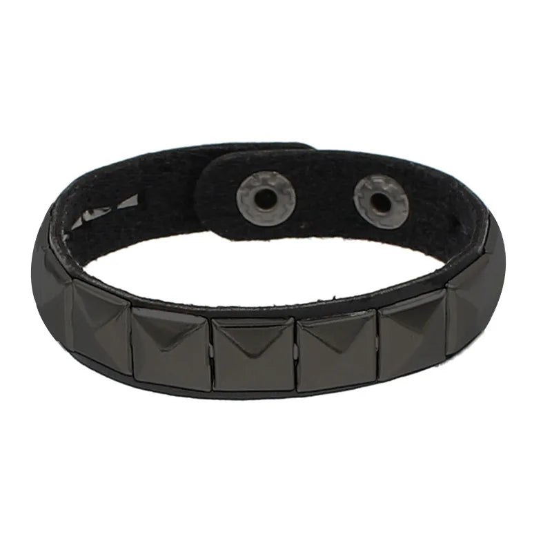 2023 New Gothic Punk PU Leather Bracelet 3 Row Cuspidal Spikes Rivet Chains Bracelet For Women Men' Friends Jewelry - 4