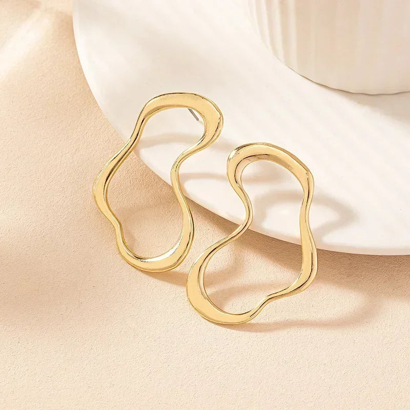 Vintage Geometry Irregular Eardrop Personality Asymmetry Dripping Oil Earrings for Women Fashion Daily Commuting Jewelry Gift