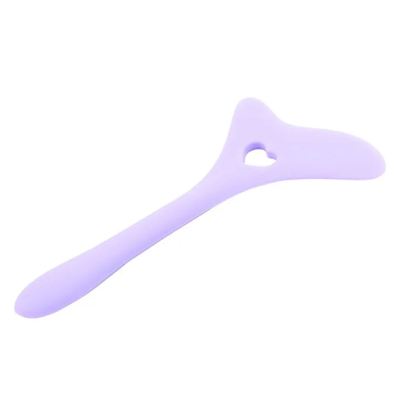 Multi-functional Eyeliner Stencil Wing Tips Silicone Eyeliner Aid Drawing Lipstick Wearing Aid Reusable Makeup Tools - purple