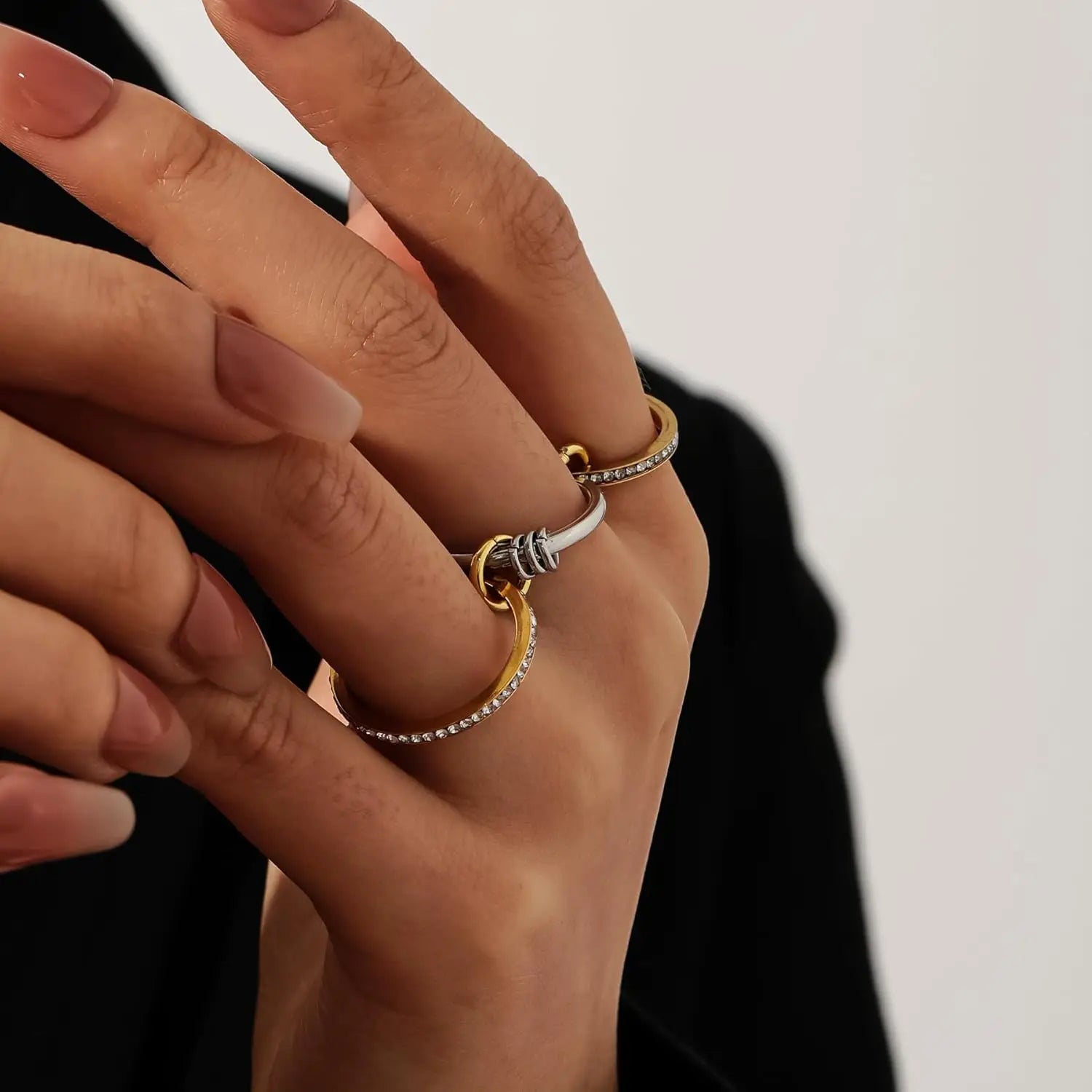 New Stainless Steel Cubic Zirconia Stackable Rings for Women 18k GoldPlating Multi-Link Connected Statement Ring Stack Jewelr