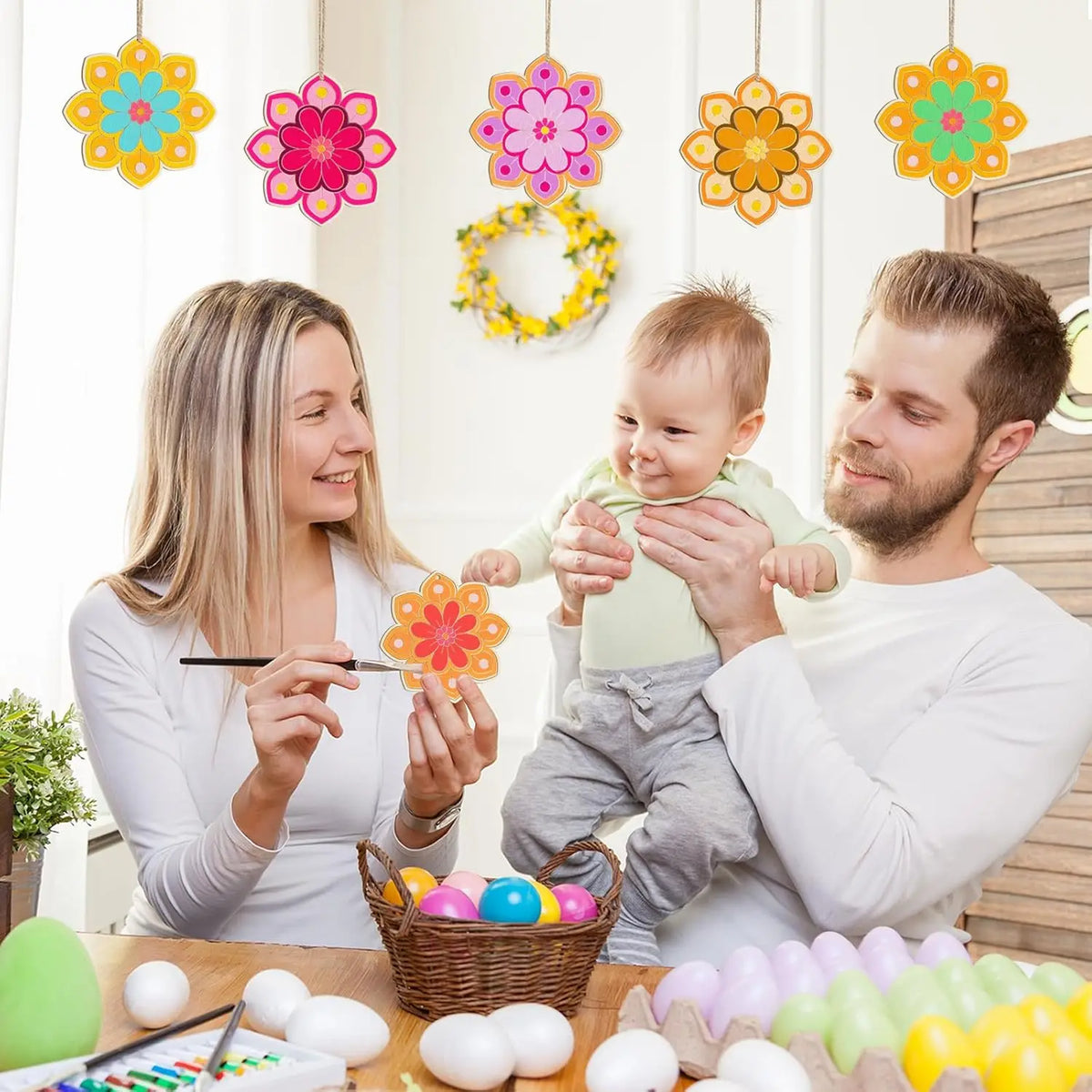 10pcs Wooden Flower Ornaments Unfinished Wooden Slices with Hole Wooden Blank Christmas Hanging Ornaments for DIY Crafts