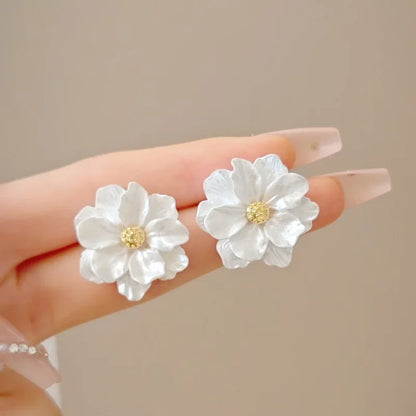New Fashion Sweet Design Spring/Summer Blue Pink Enamel Flower Light Luxury High End Earrings Party Gifts for Women Jewelry -