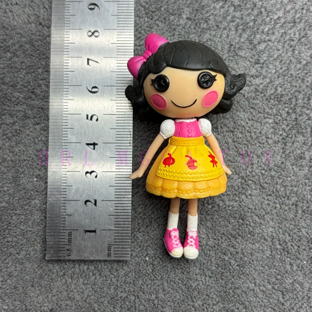 Original 8-10cm Can Choose Lalaloopsy Little Sister and Pet Dolls PVC Holiday Gift Collection Pvc Toys - A12-1PC