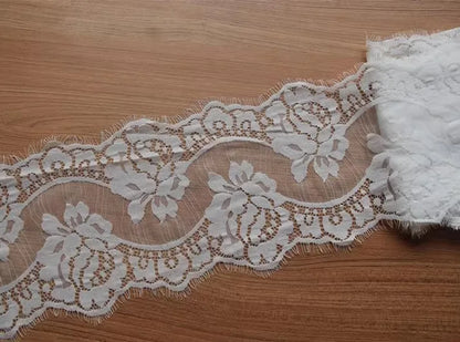 High Quality Lace Trim Scalloped Eyelash Lace Fabrics Clothing Accessories White Chantilly Lace for Dress Needle Work - 17cm 