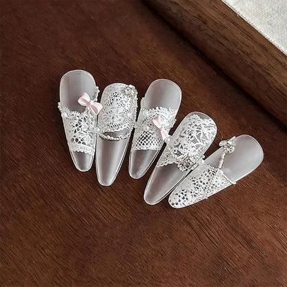 1Pcs French Lace Flower Butterfly Nail Art Stamping Plate Vintage Mandala Floral Nails Stencil DIY Wedding Manicure Print Too