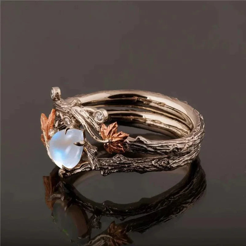 Luxury Vintage Niche Design Tree Branch Maple Leaf Double Layer Ring Women Men Light Luxury White Gemstone Holiday Party Jewe