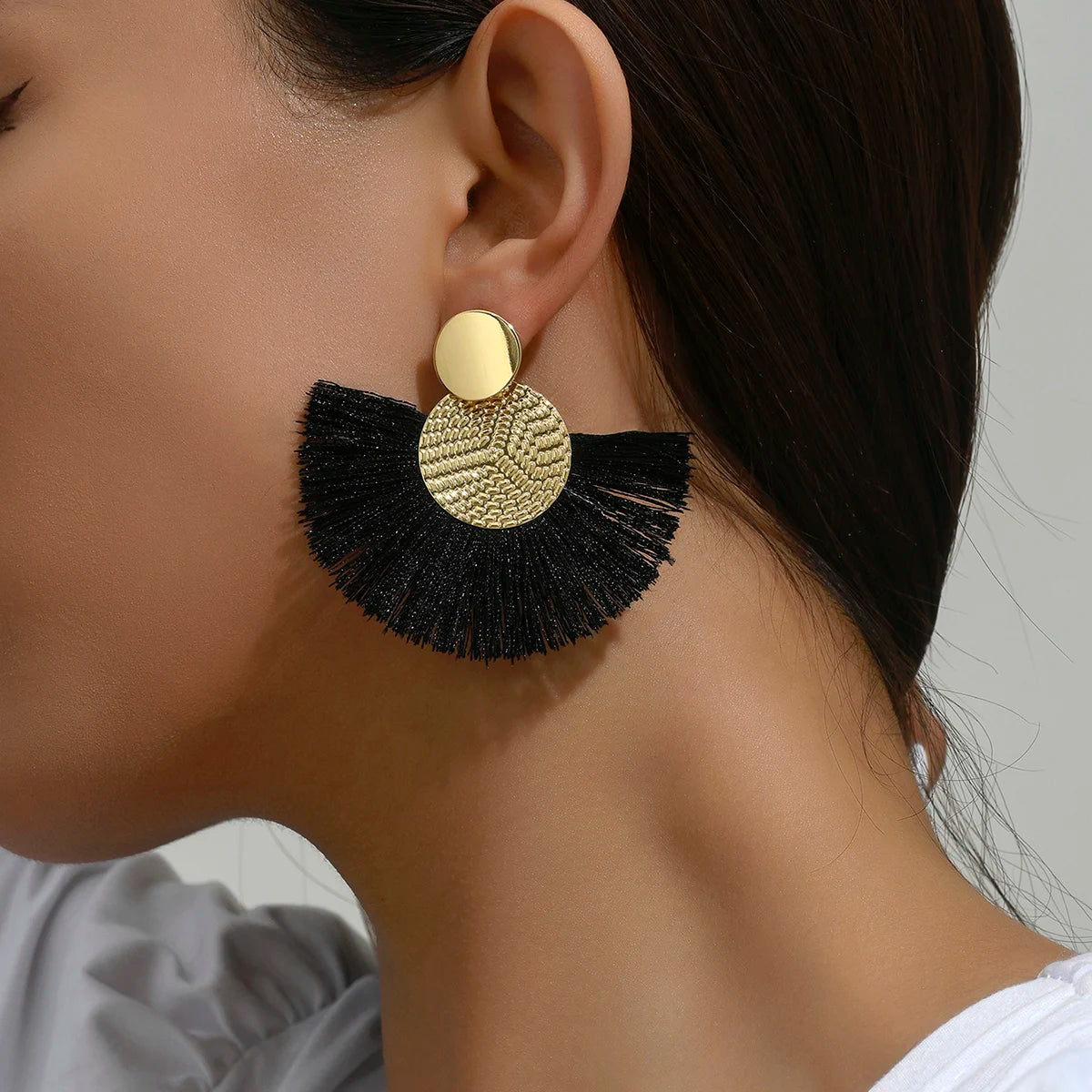 Fashion Bohemian Big Tassel Dangle White Fringe Female Earrings Drop Earrings for Women Statement Wedding Jewelry - black