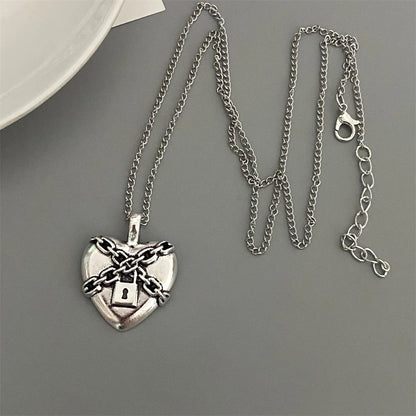 Punk Rock Red Black Heart Pendant Chain Necklace For Men Women Cool Hip Hop Street Vintage Goth Accessories Trendy Jewelry