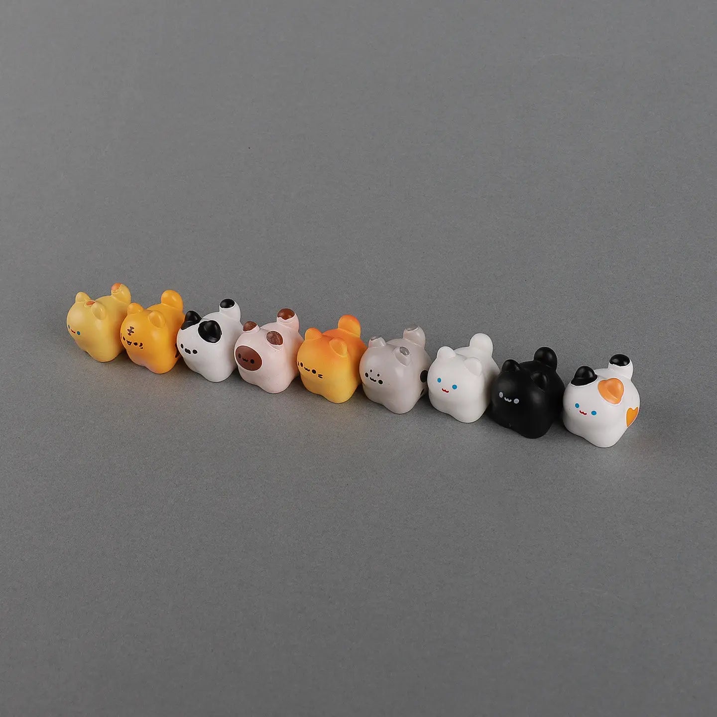 Cartoon Cat Figurines Miniatures Cute DIY Handicraft Mini Cat Ornament Resin Crafts Kitten Statue Micro Landscape Ornaments