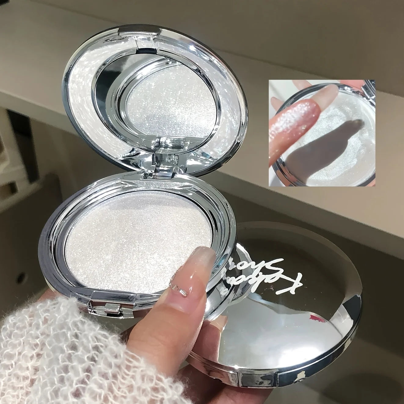Monochrome Highlighter Cream, Facial Brightening, Diamond Sparkle, Shimmer, Pearlescent Mashed Potato Texture, Long-Lasting, 