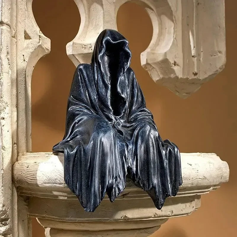 Black Clothes Mysterious Master Ornament Horror Black Robed Night Walker Gothic Sitting Resin Craft Ornament Desktop Decorati