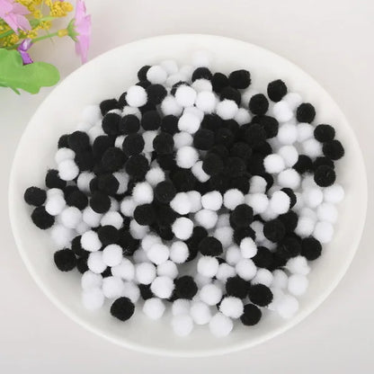Gift Bag Yarn, Glow in the Dark Luminous Yarn, 55 Meters Craft Yarn for Sweaters, Hats, Bags, Handmade Decor, Knitting Projec