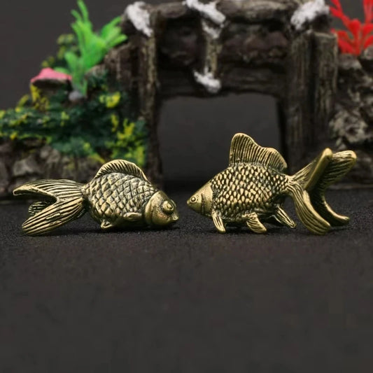 Brass Goldfish Figurines Retro Lucky Animal Statue Miniatures Ornament Home Decor Desk Decoration Tea Pet Cute Gifts