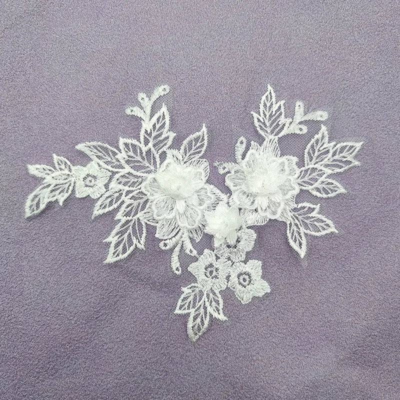 Lace Applique Sew on Patch Fabric 1Pair Embroidery Flower Exquisite Trim Patches Crafts Stickers Bag Gown Decoration Wholesal