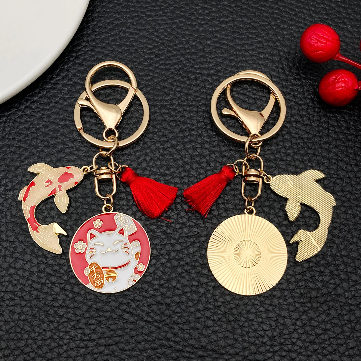 Gift Bag, Japanese Maneki-neko Keychain, Koi Fish Car Pendant, Alloy Lucky Charm, Cute Gift for Students, Creative Keychain G