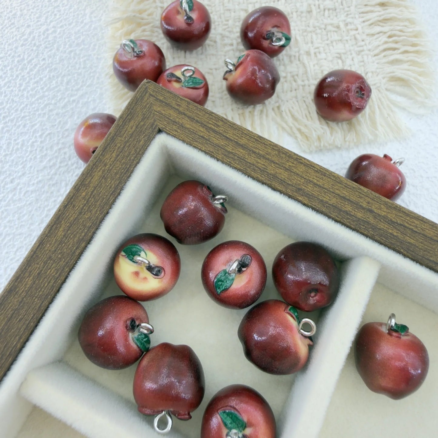 5Pcs 14x15MM 3D Resin Simulation Apple Charms Fruit Pendant Spacer Loose Beads For DIY Jewelry Bracelet Earrings Accessories