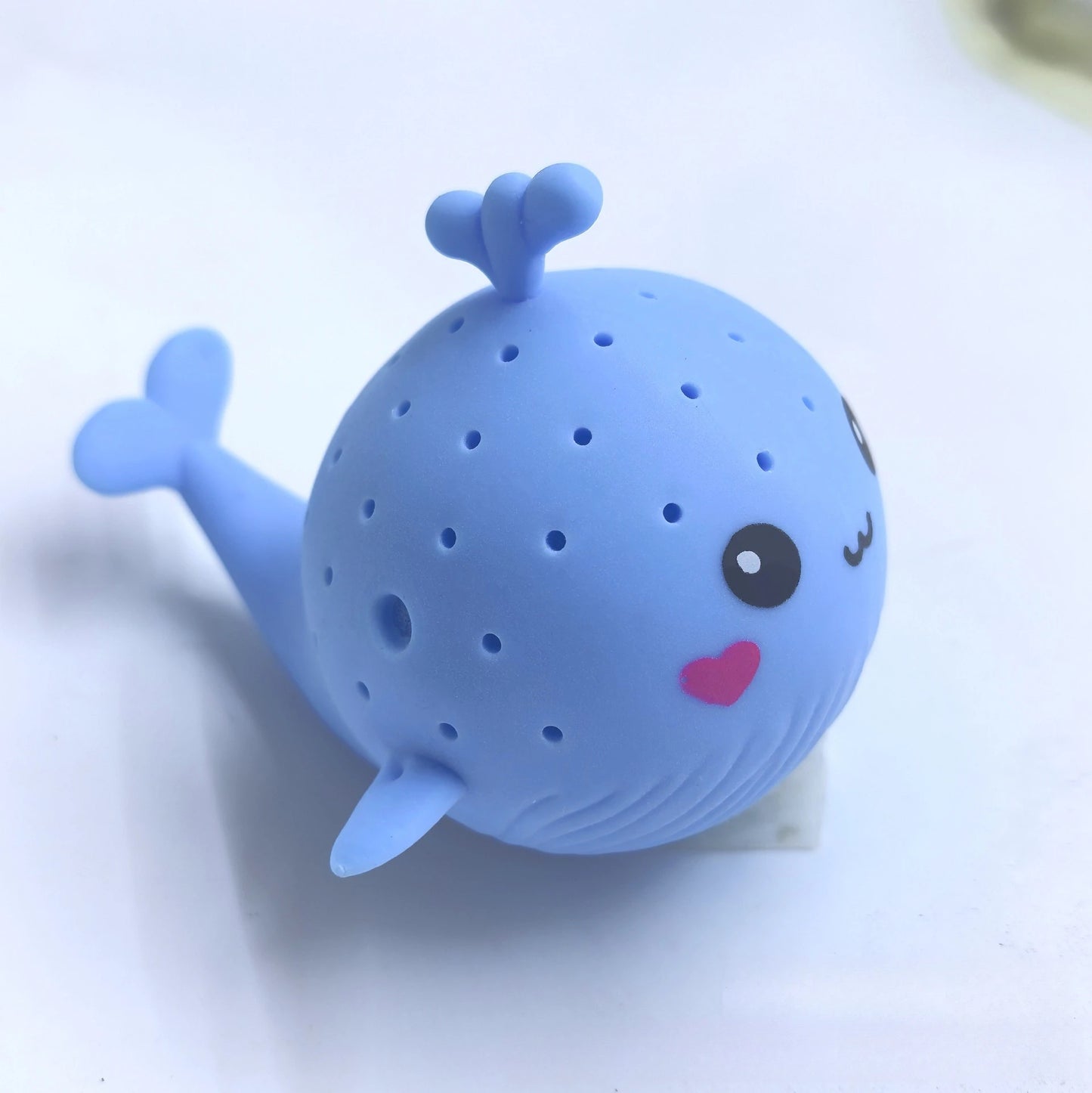 Baby Bath Toys Sponge Water Absorbing Whale Squeezing Stress Relief Toys Summer Swimming Play Water Toy for Children Squishy 