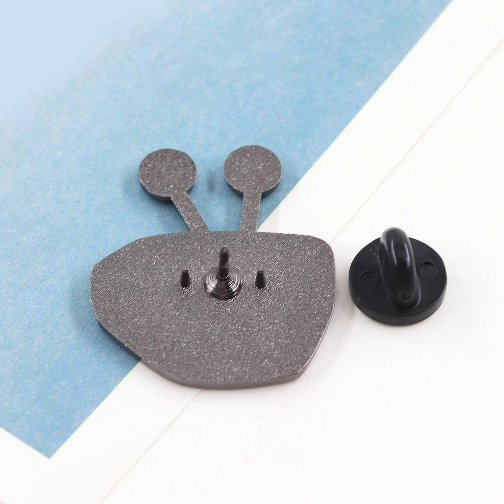 Cartoon Tv Tenna Brooch Role-Playing Game Deltarune Metal Badge Cute Anime Fashion Pin Backpack Clothing Accessories