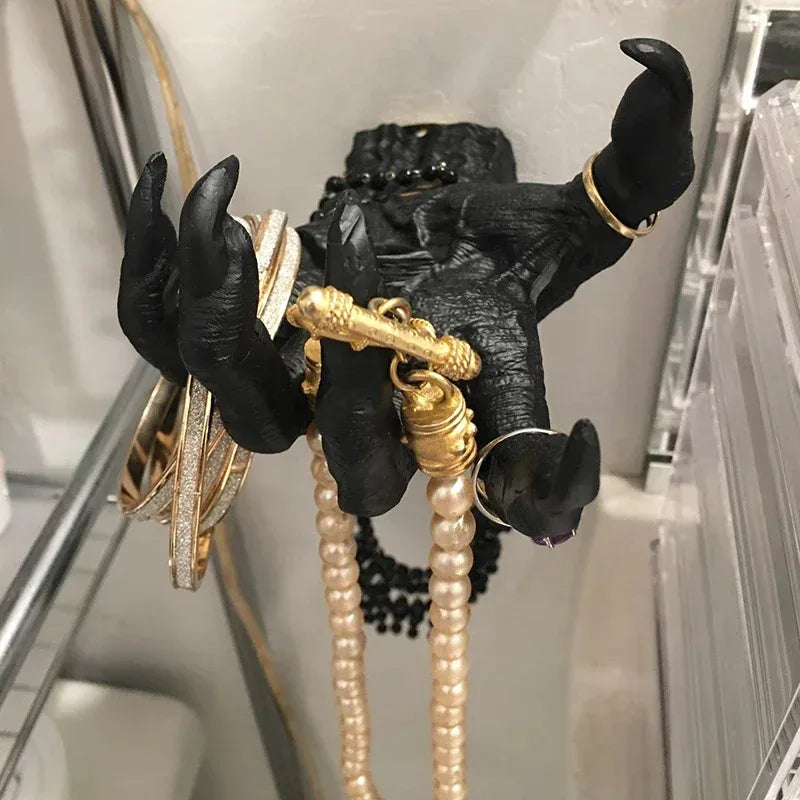 Gothic Witch's Hand Statues - Creative Resin Ornament, Aesthetic Wall Keys Hanging Rack, Bag Hangers, Wall Art Sculptures