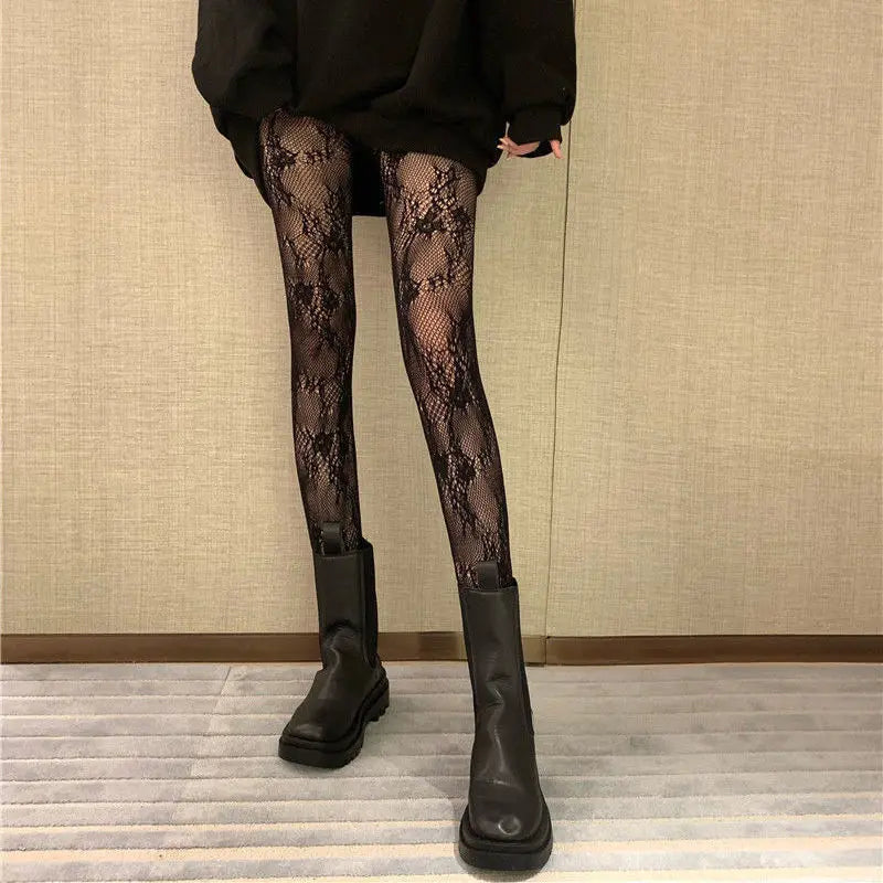 Classic Lolita Hollowed Out Lace Mesh Stockings Bottomed Pantyhose Hot Tights Japanese Lolita Retro Floral Rattan White Stock