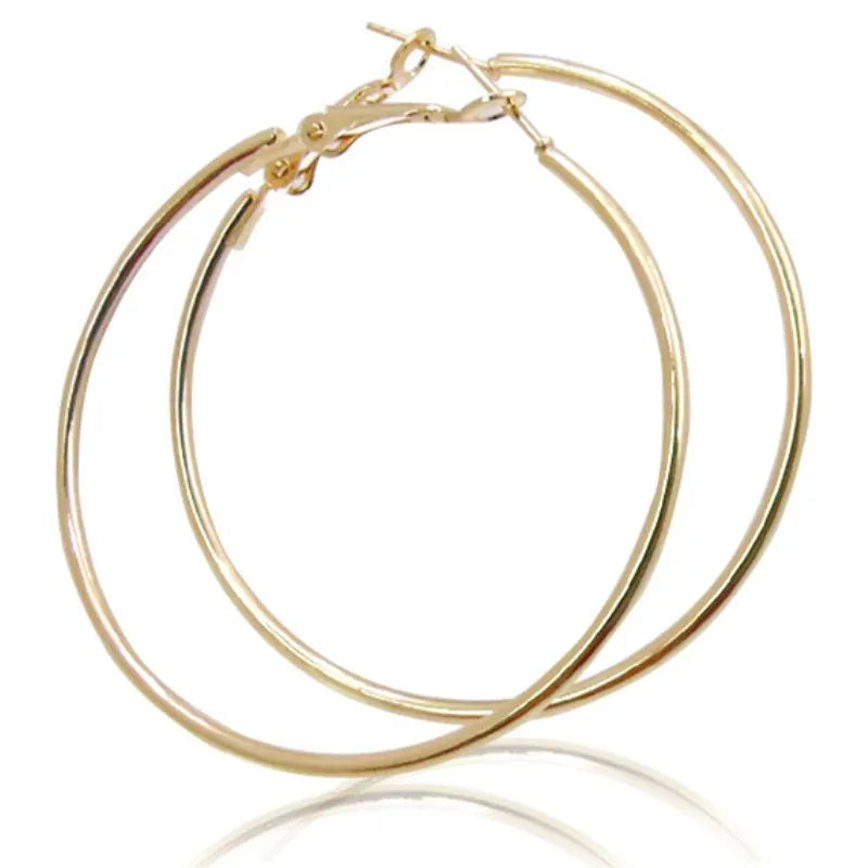 New Fashion Geometric Hollow Circle Hoop Earrings Fashion Jewelry boucle o'reilles femmes Hyperbole Brincos For Women Gilrs G