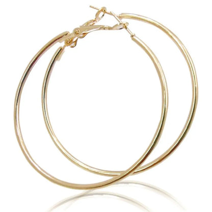 New Fashion Geometric Hollow Circle Hoop Earrings Fashion Jewelry boucle o'reilles femmes Hyperbole Brincos For Women Gilrs G
