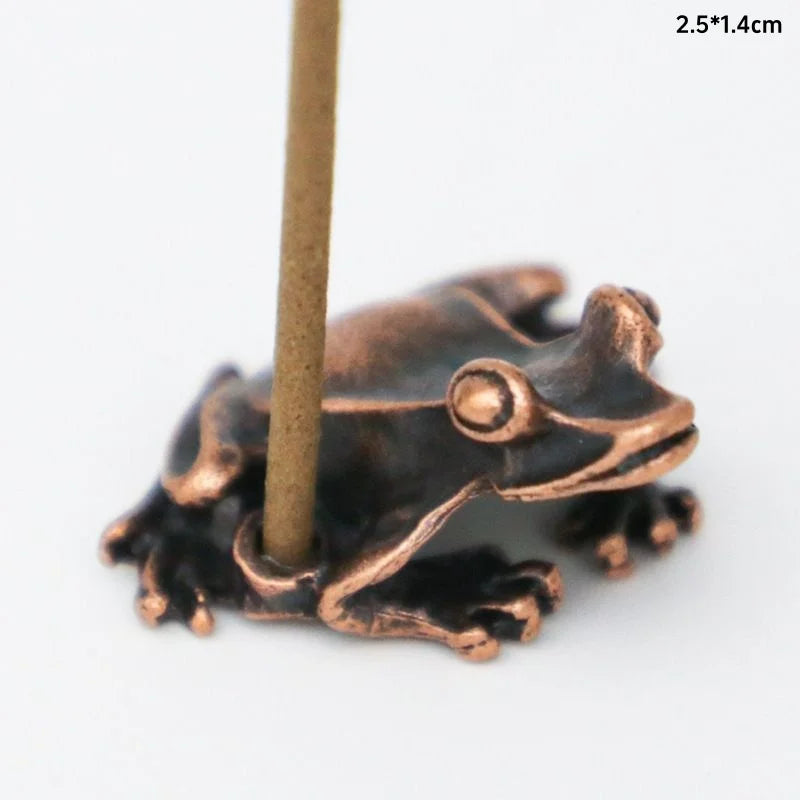 Antique Brass Meditation Zen Frog Statue Ornament Copper Animal Sculpture Incense Burner Home Desk Decorations Tea Pet - Red 