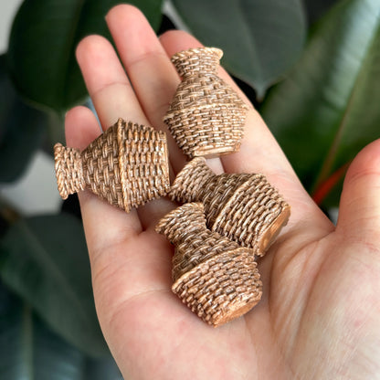4pcs Miniature Woven Basket, Model House Accessories, Miniature Willow Basket for Crafts, Miniature House Furniture Set - 4pc