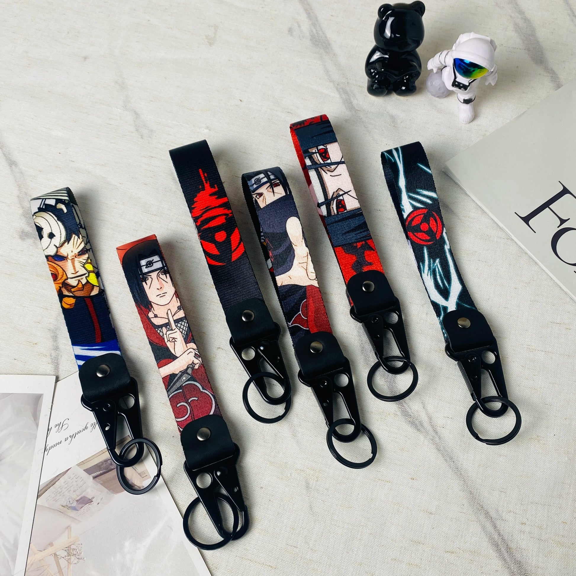 Anime Eagle Beak Keychain Cool Characters Key Holders Motorcycles Cars Keychain for Fans Backpack Accessories Gifts Fashion -