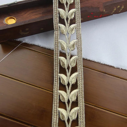 Lace Trim, 5cm Decorative Lace Trim, 5 Yards of Lace for Sewing, Embroidery Lace for Costumes, Lace for Curtains and Home Dec