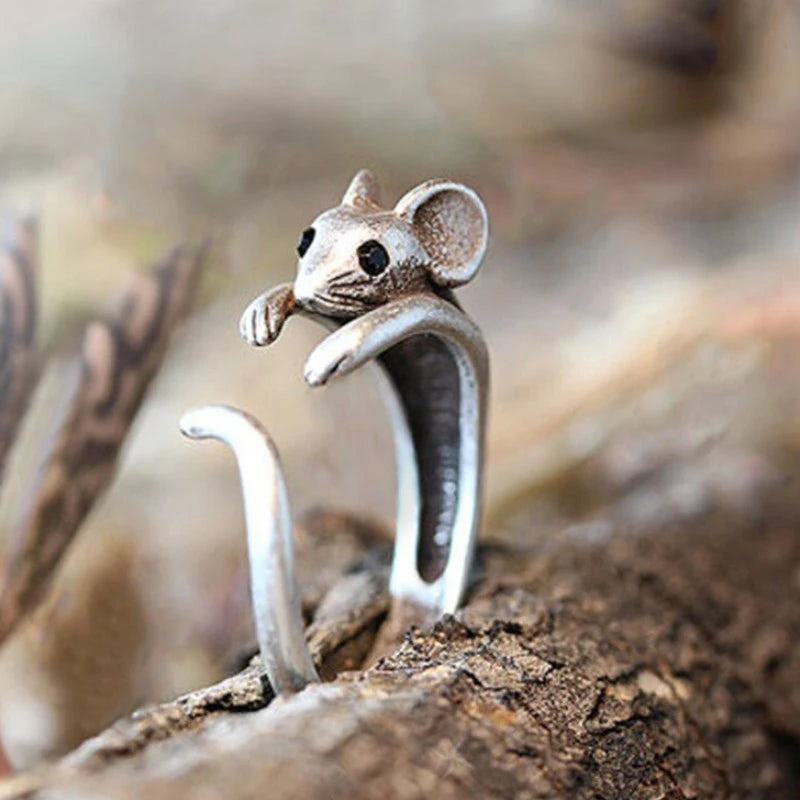 Huitan Vintage Mouse Animal Finger Ring for Women Antique Silver Color Gothic Knuckle Rings Fancy Gift 2023 Hot Jewelry