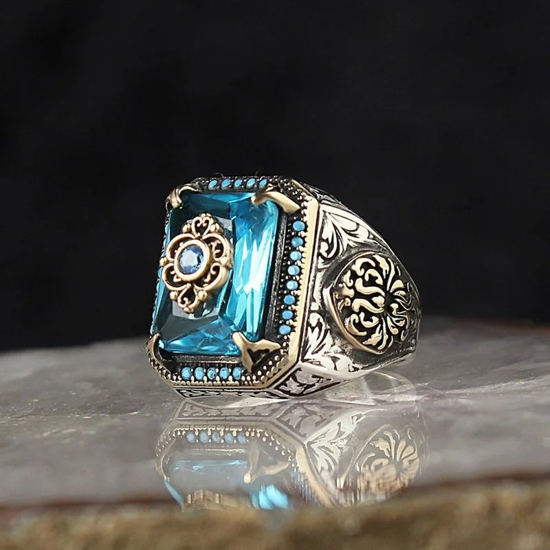 Retro Handmade Turkish Signet Ring for Men Vintage Silver Color Carving Pattern Inlay Green Zircon Party Punk Motor Biker Rin