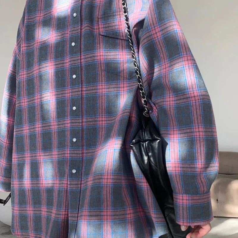 New Vintage Women Oversized Long Sleeve Plaid Shirt Blouse Tops Autumn Winter Button Down Loose Lapel Pocket Shirt Korean Sty