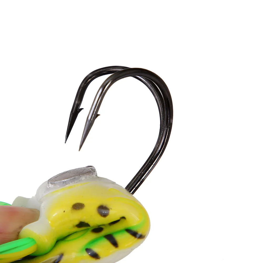 1 Pcs 5G 8.5G 13G 17.5G Frog Lure Soft Tube Bait Plastic Fishing Lure with Fishing Hooks Top Water Ray Frog Artificial 3D Eye