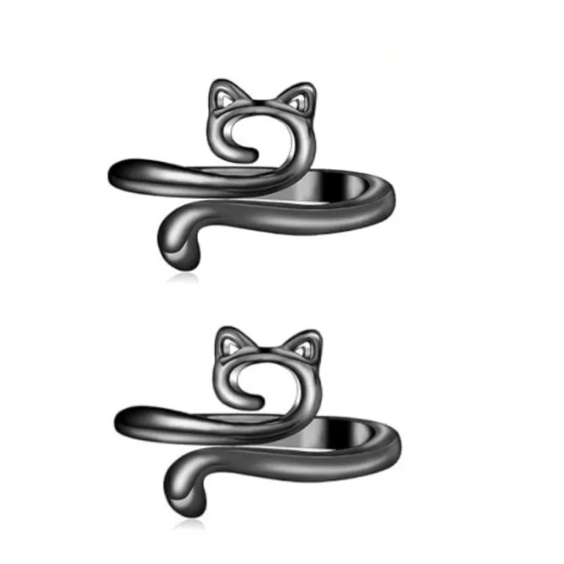 MIUSIE 2pcs Adjustable Knitting Crochet Loop Ring Knittied Yarn Guide Finger Faster Holder Thimble Thread Ring Sewing Tools -