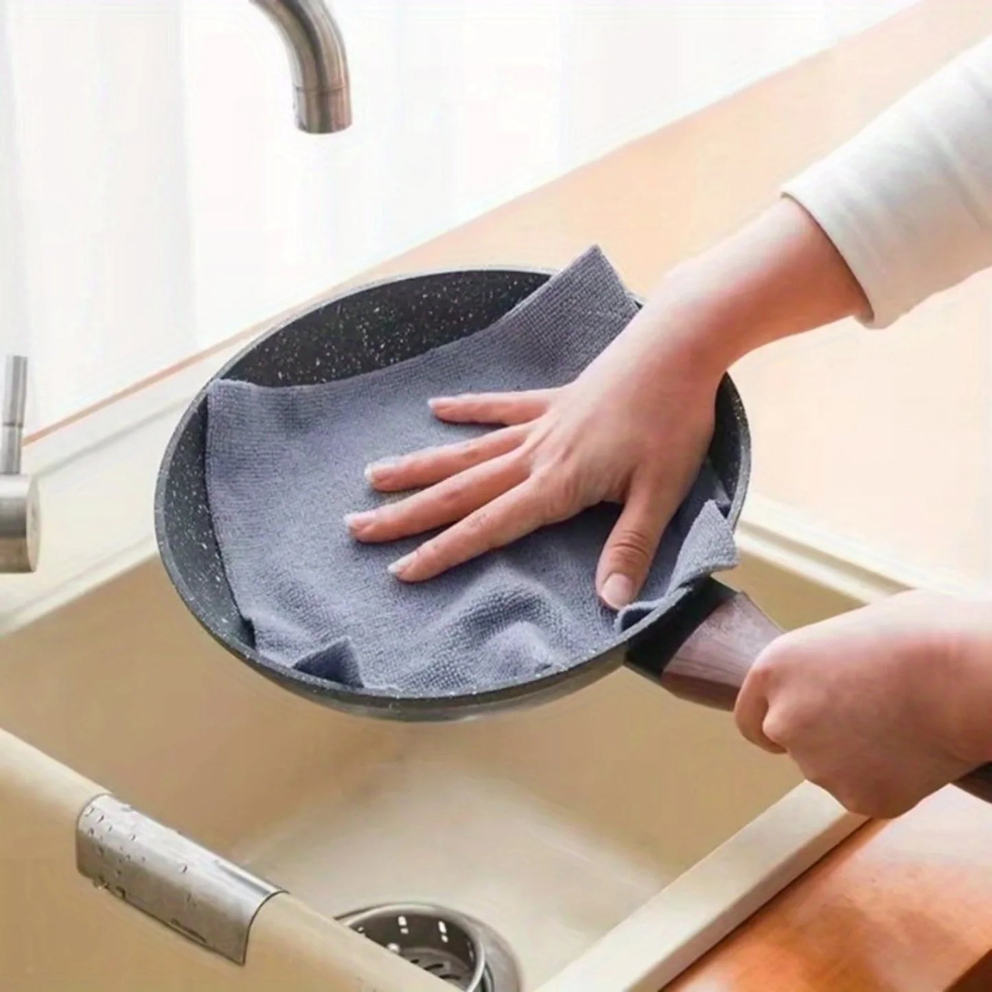 50 Sheets/Roll Microfiber Dishcloth Reusable Double Sided Kitchen Cleaning Cloth for Dishes Utensils Glass Kitchen Accessory