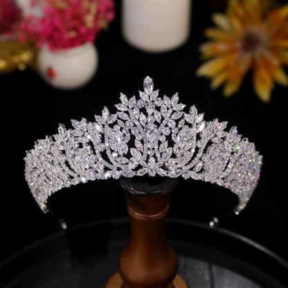 ASNOR Silver Color Bridal Tiaras New Crown Cubic Zirconia Crystal Headpieces Pageant Diadema Wedding Hair Accessories A01539