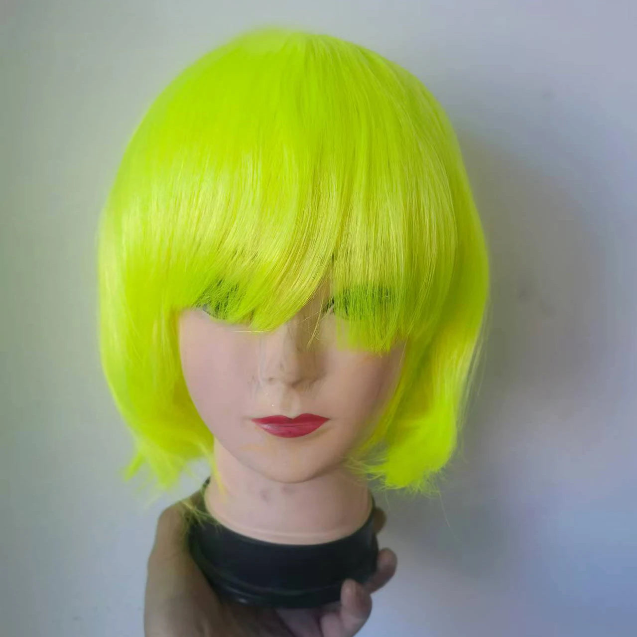 Bob Wig Pretty Women Short Bob Wigs Natural Fashion Halloween Cosplay Anime Wigs Cute Colored Synthetic Daily Party Xmas Wig