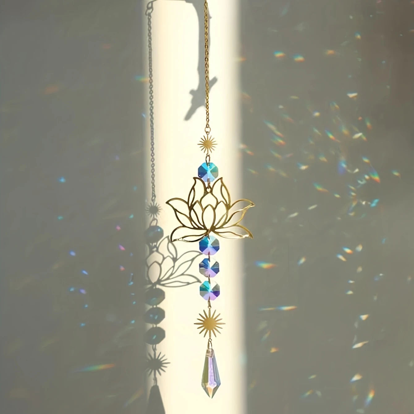 1PcMetalLotusandArtificial Crystal Suncatcher Charm Handmade Applicable Home Wind Chime Pendant Outdoor Garden Plant Decorati