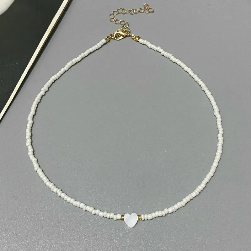New Nature Shell Love Heart Choker Necklace for Girl Spring Summer Fashion Small Colorful Glass Beads Necklace Gift for Frien