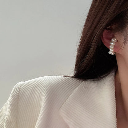 Irregular Pearl Ear Clip Fake Piercing Ear Cuff Artificial Pearls Ear Clips On Earrings Women French Retro Elegant Jewelry Gi