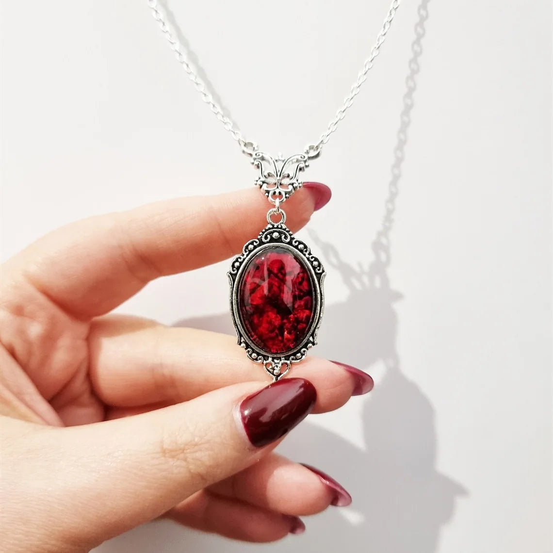 Gothic Vampire Necklace Vintage Stardust Crystal Cameo Pendant Necklace Punk Style Vampire Pendant Oval Satanic Demon Necklac