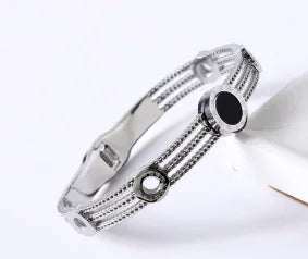 Fashion Simple Stainless Steel 3 Crystal Bracelet Bangle - B47 Silver