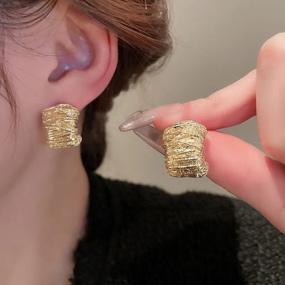 Vintage Elegant Blue Crystal Shell Pearl Conch Shape Stud Earrings for Women Fashion Simple Geometry Round Jewelry Party Gift